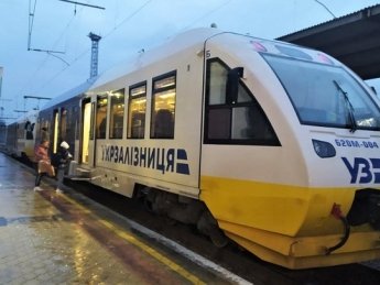 "Укрзалізниця" запускає поїзд з Києва до Ізюму