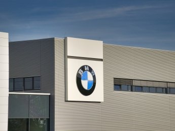 здание BMW