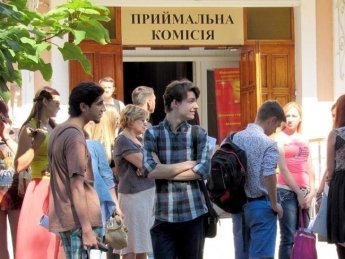 Топ-10 университетов, которым увеличили госзаказ за высокие баллы абитуриентов