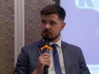 Глава Ассоциации газового рынка Денис Сенектутов. Фото: АГРУ