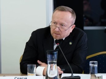 Сергей Наумов