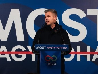 Петер Мадяр