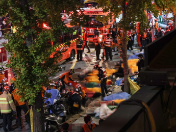 В Сеуле около 150 человек погибли в массовой давке на праздновании Хэллоуина