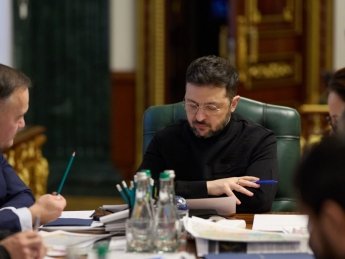 Володимир Зеленкський, чиновники