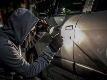 викрадення авто