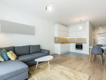 апартаменти, нерухомість