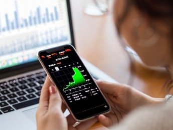 Інвестори mono invest зазнали значних збитків: користувачі скаржаться на технічні проблеми
