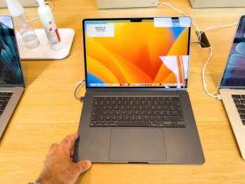MacBook, ноутбук