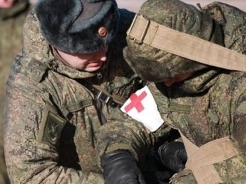 Росіяни будують нові шпиталі: медична система не справляється з кількістю поранених військових