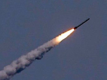 Российские оккупанты ударили ракетами по Лозовой