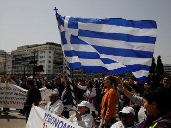 У столиці Греції через страйк зупинився майже весь транспорт