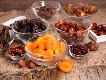 Почему орехи и сухофрукты должны быть в ежедневном потреблении