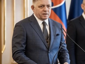 Роберт Фицо