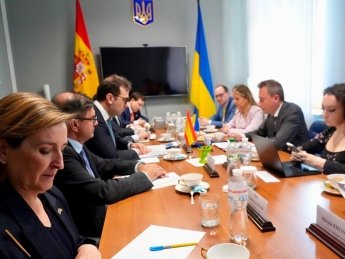 делегації України і Іспанії