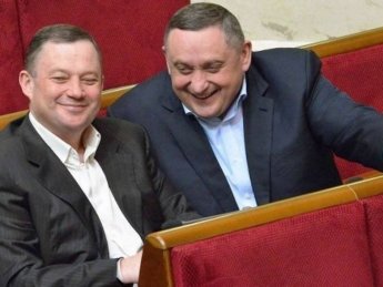 "Укрзализныця" обвинила братьев Дубневичей в махинациях на поставках анкеров