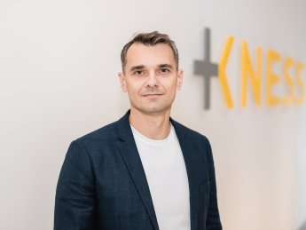 Сергей Шакалов, Kness