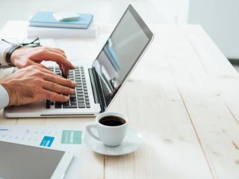 ноутбук, предприниматель