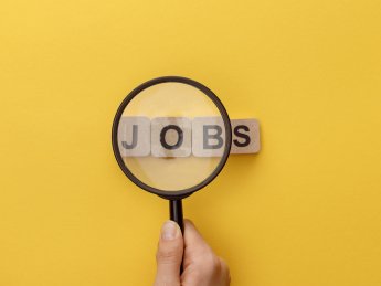 Работа в Украине: каких специалистов ищут работодатели