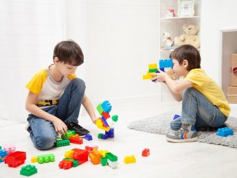 Обзор роли игрушек в развитии креативности и воображения у детей
