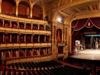 Венская опера отменила спектакли из-за штамма коронавируса “Омикрон”