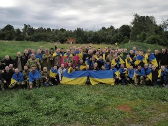 Україна повернула додому з полону 95 захисників (ФОТО)