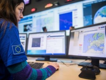 Как Еврокомиссия предлагает бороться с российскими фейками