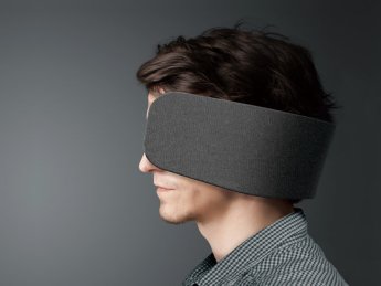 В Panasonic сделали "шоры" для офисных работников