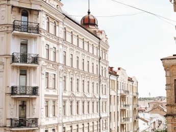 Отели Киева предложили киевлянам 20% скидку на время блекаутов