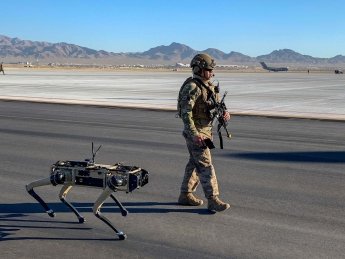 США тестируют роботов-собак для патрулирования своих границ
