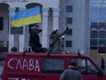 В Херсоні почав з'являтися мобільний зв'язок, у Снігурівці дали ще й воду