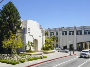 Штаб-квартира Paramount в США