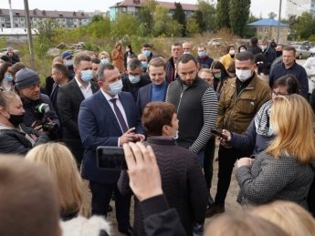 Глава Киевской ОГА Валерий Володин и нардеп Александр Дубинский. Фото: пресс-служба КОГА