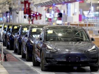 Tesla не принимает новые заказы на Model S и Model X