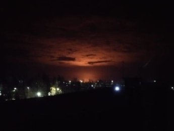 Под Васильковом после обстрела горит нефтебаза
