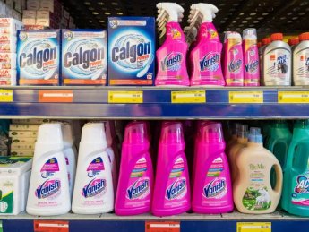Производитель Durex Strepsils и Vanish уходит из России