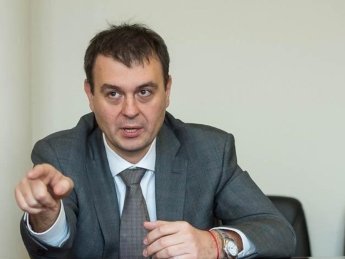 Обдирание бизнеса под покровом войны. Как старые налоговые схемы продолжают убивать падающую экономику