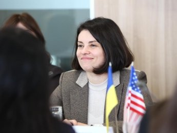 Леся Карнаух