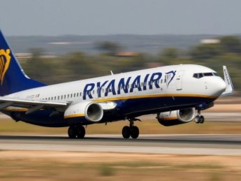 Ryanair наймає персонал в Україні. Готуються до повернення після війни