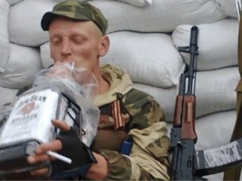 Розвідка Британії розповіла, як в армії РФ борються з алкоголізмом та наркоманією