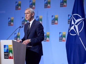 Контрнаступление Украины набирает обороты - Столтенберг