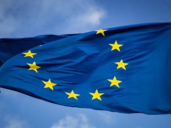 Еврокомисія закликала уряди та бізнес в ЄС допомогти українській енергосистемі