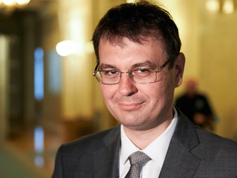 США ввели санкции против "агента ФСБ" Сивковича. В Украине засомневались, на кого работает его бывший помощник Даниил Гетманцев