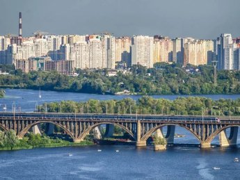 мости через Дніпро у Києві