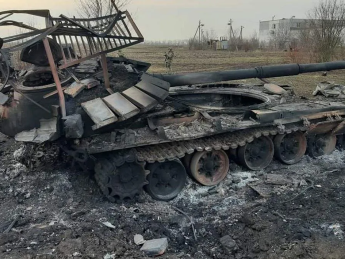 Украинские защитники уничтожили российский танк Т-72. Фото: armyinform.com.ua
