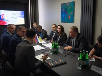 Україна та Словаччина розширять залізничне сполучення та продовжать вдосконалення пунктів пропуску