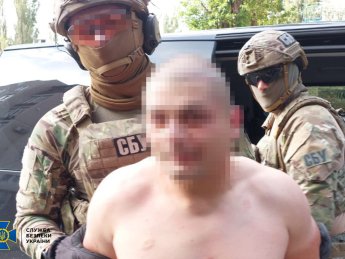 СБУ з поліцією затримали в Кременчуку членів банди рекетирів, що тероризували бізнес (ФОТО)