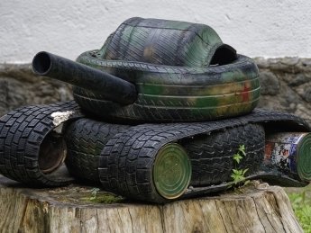 “Русские танки отлично горят”, — Антон Геращенко анонсировал попытку оккупантов прорваться к Киеву