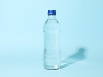 Три компании выиграли тендер на поставку питьевой воды для ВСУ почти на миллиард гривен