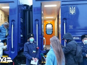 Протяженность этого маршрута, который проходит через семь областей, составляет 1 тысячу 806 км