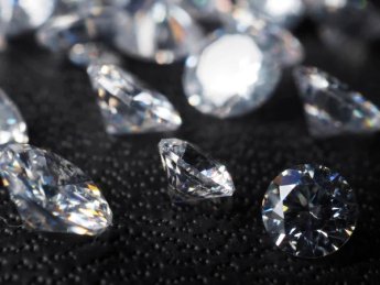 США вводять нові санкції проти російських діамантів
